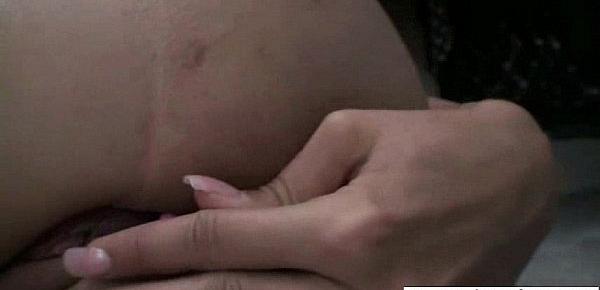  Solo Girl To Get Orgasm Use All Kind Of Stuffs vid-23